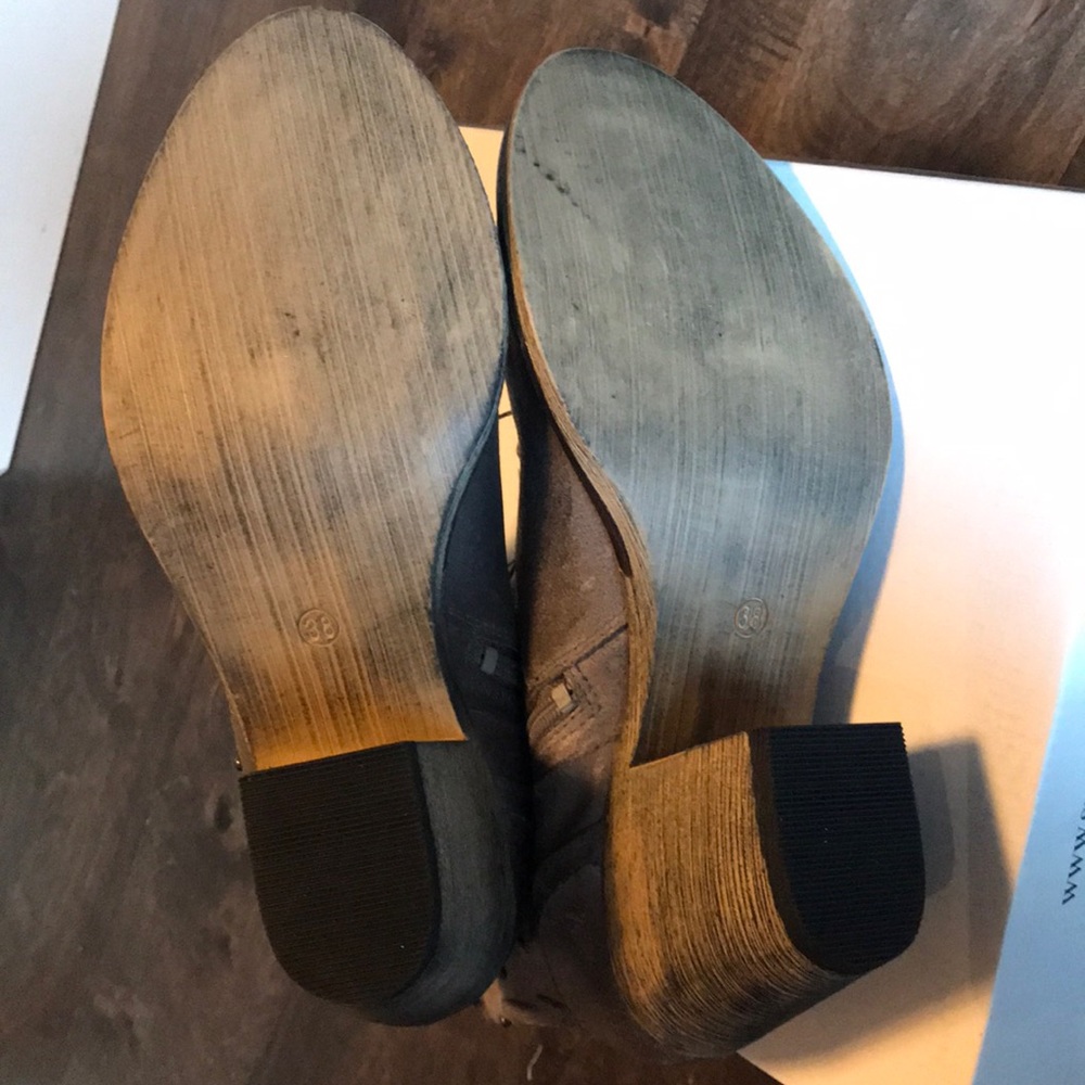 NEW IN BOX Steve Madden Concrete Grey Leather Booties Sz 8 - Picture 5 of 8